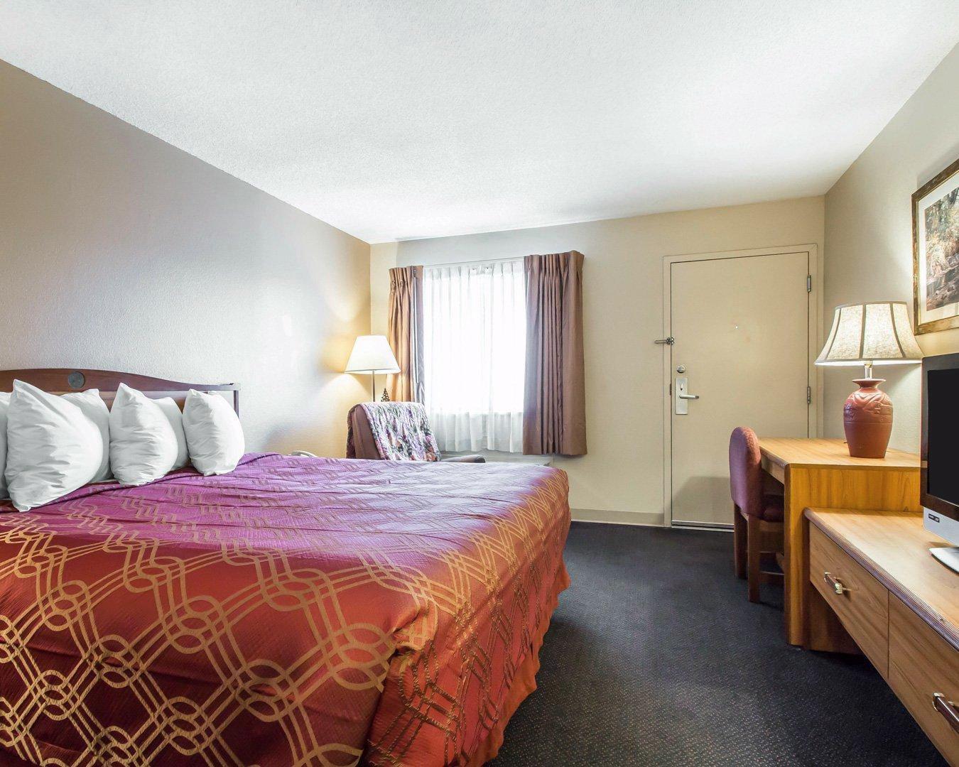 Econo Lodge Springfield I-44 Exterior photo